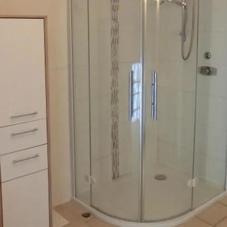 Haus Luft דירה *